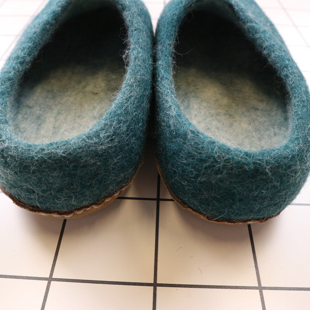 Nepal felt miscellaneous goods Pokapoka room shoes L green