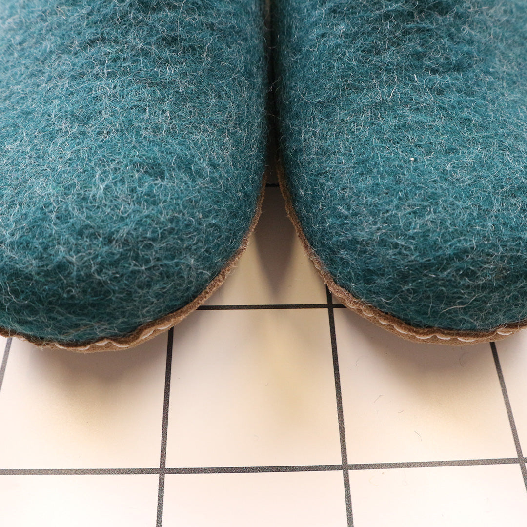Nepal felt miscellaneous goods Pokapoka room shoes L green