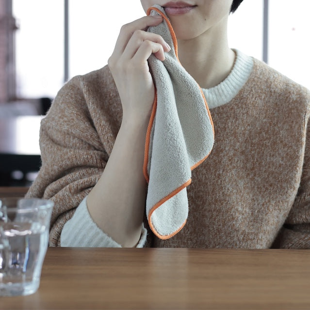 to:alla Green mini towel