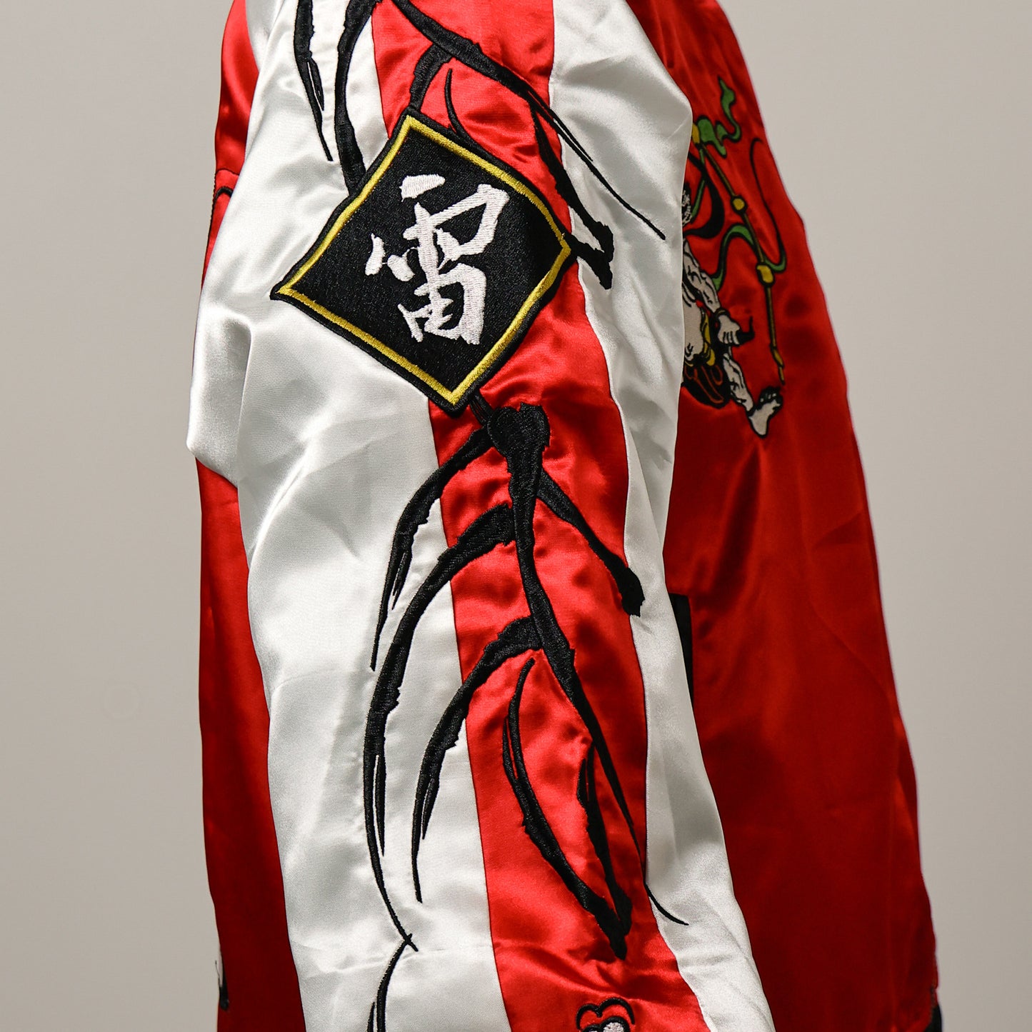 Original General Raijin Sukajan (L)