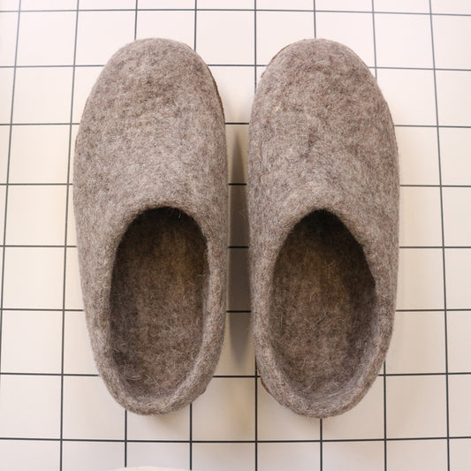 Nepal felt miscellaneous goods Pokapoka room shoes M gray