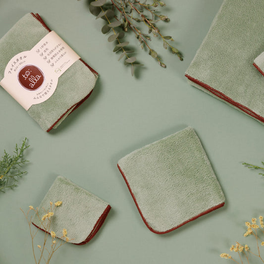 to:alla Green mini towel